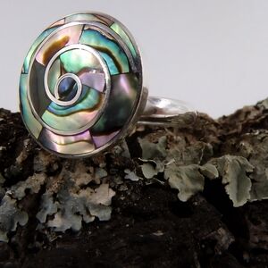 PACHAMAMA 950 Silver Abalone RING Size Adjustable Ring Stunning Unique Piece